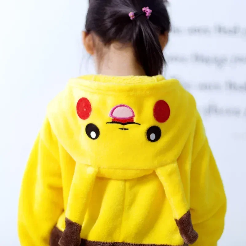 Pokemon Pikachu chaud flanelle - Anime Cosplay Pokemon avis et prix